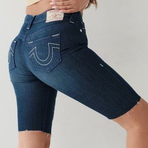 NEW True Religion Riley Big T Raw Hem Mid-Rise Bermuda Short Moonstone Denim 27